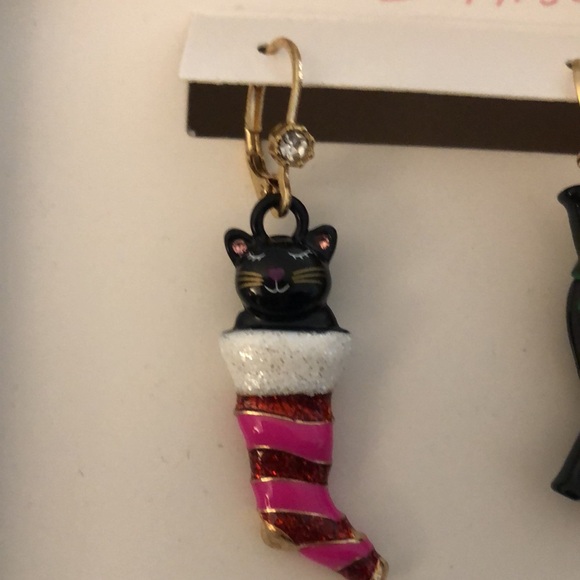 Betsey Johnson Black Cat In Stocking & Cat Tangled In Lights Drop Earrings NIB - Picture 10 of 13